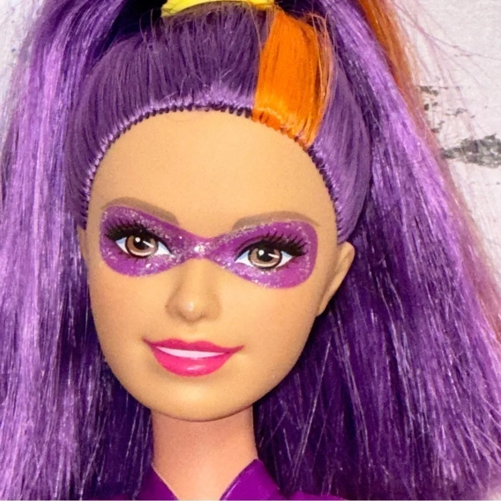 Barbie Princess Power Doll DHM65 Purple Hair Cape 2015 Mattel